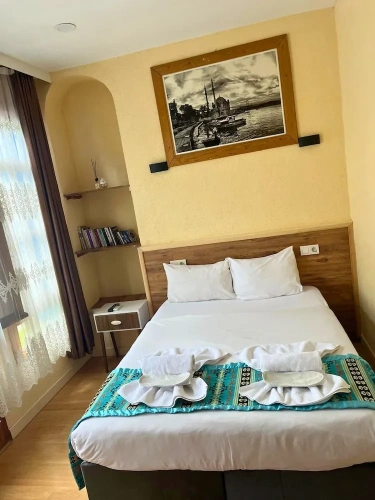1 Bedroom Standard Double room with city view