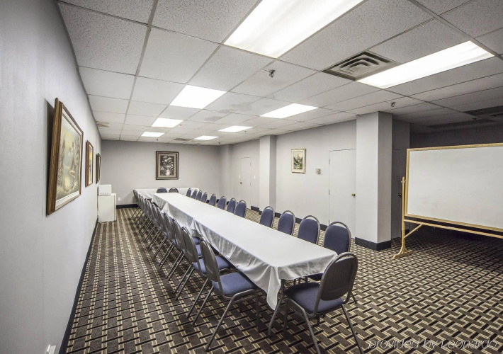 Comfort Inn & Suites Downtown Edmonton photo 22