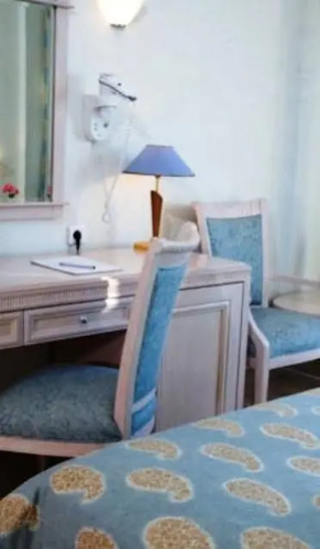 Hotel Timoleon