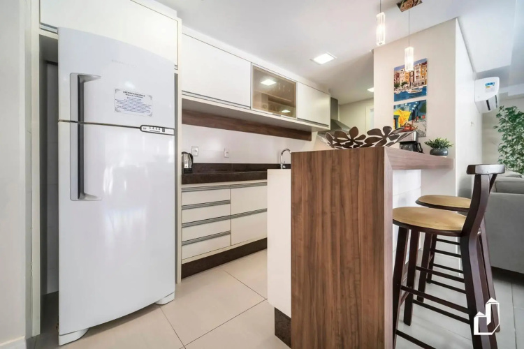 Apartamento amplo com 02 dormitórios