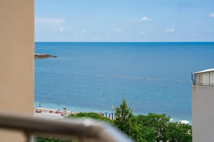 Saray Hotel