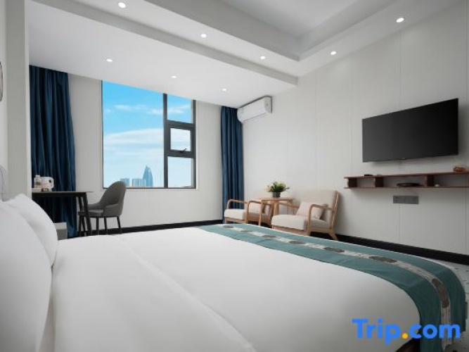 Deluxe Double Club room