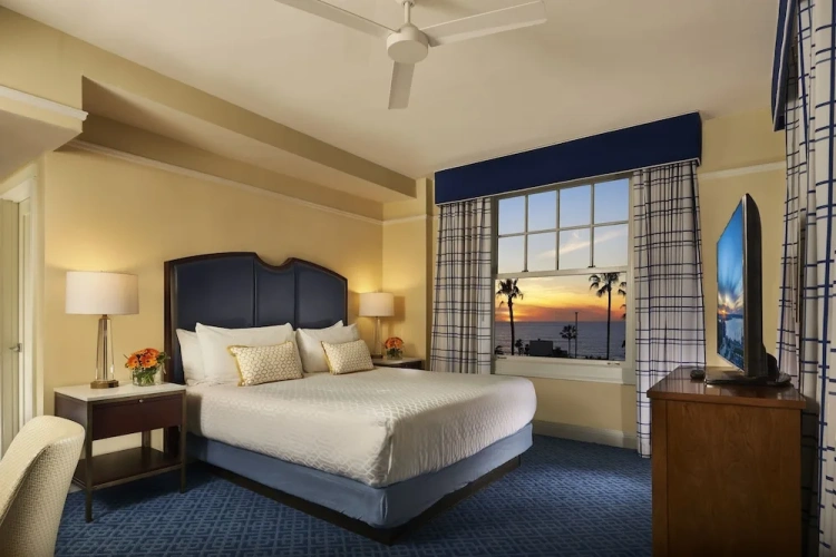 Deluxe Double room with ocean view
