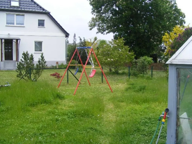 2 Bedrooms Bungalow