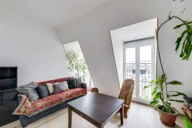 Paris 1st - Chatelet Les Halles - Rue Ferronnerie - Id 161