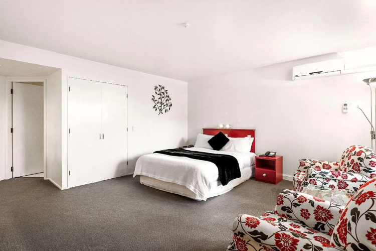 Quality Inn Angus