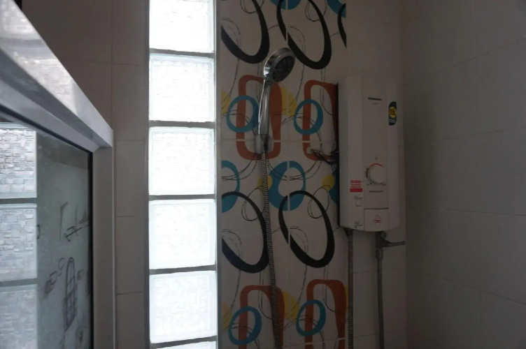 The Seat Hostel