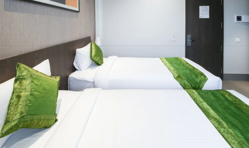 Treebo Elite Residency - 2 Kms From Railway Station