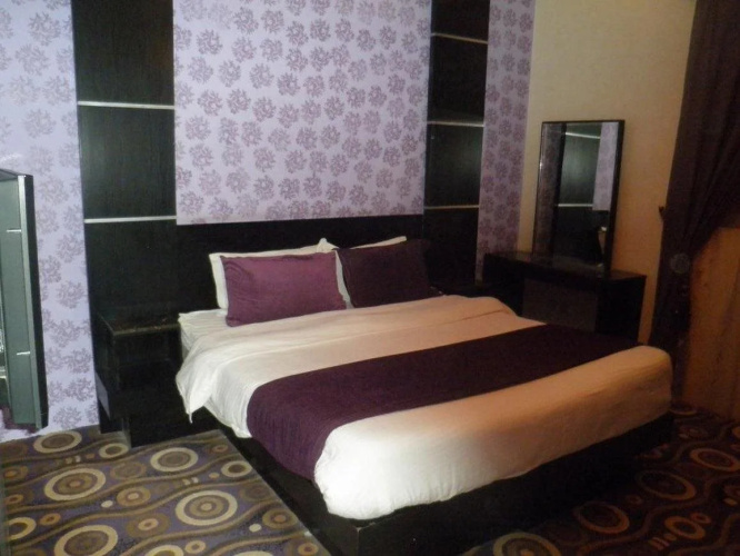 Al Muhaideb Olaya Hotel
