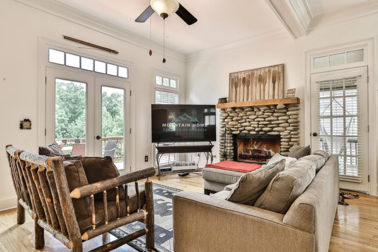 Bear Pause Cottage