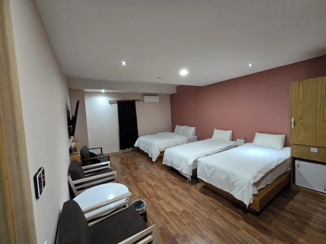 Standard Triple Family room