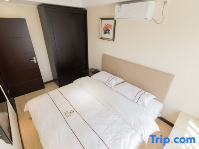 Deluxe Quadruple Suite