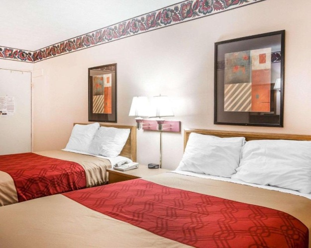 Standard Sextuple room