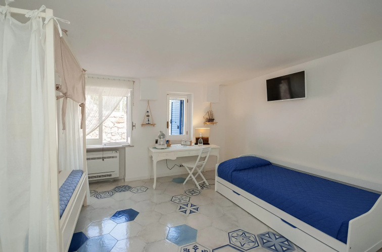 Dimora Mediterranea Bed & Breakfast