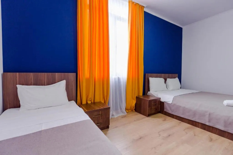 Komuna Hostel & Hotel