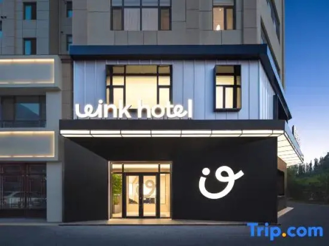 Wink  Hotel