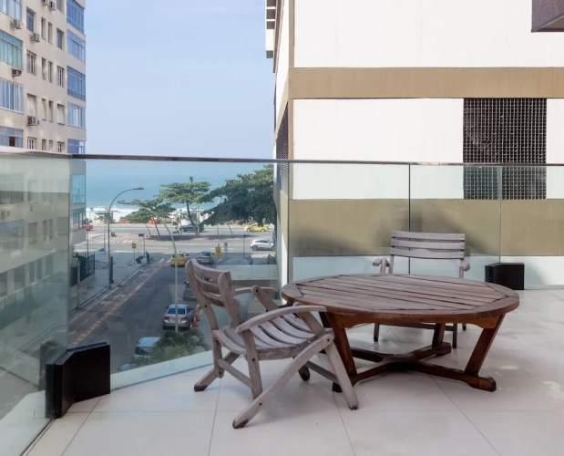 Executive room with balcony and with city view