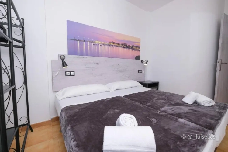 Apartment with sea view