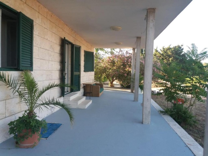 3 Bedrooms Cottage