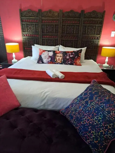 Bougain Villas