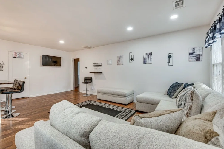 Guest rooms