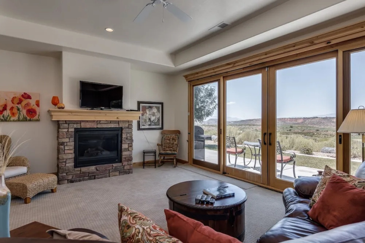 Pointe Of View 3 Bedroom Apts