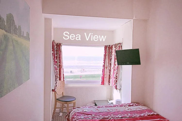 The ShoreSide Hotel