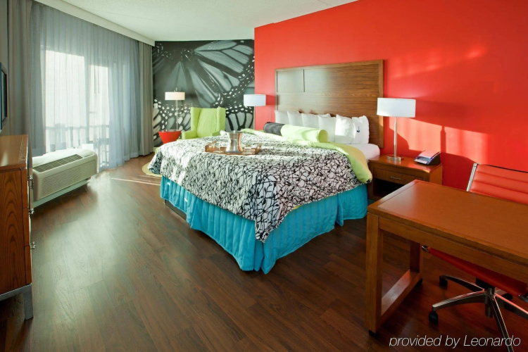 Hotel Indigo Columbus Architectural Center by IHG