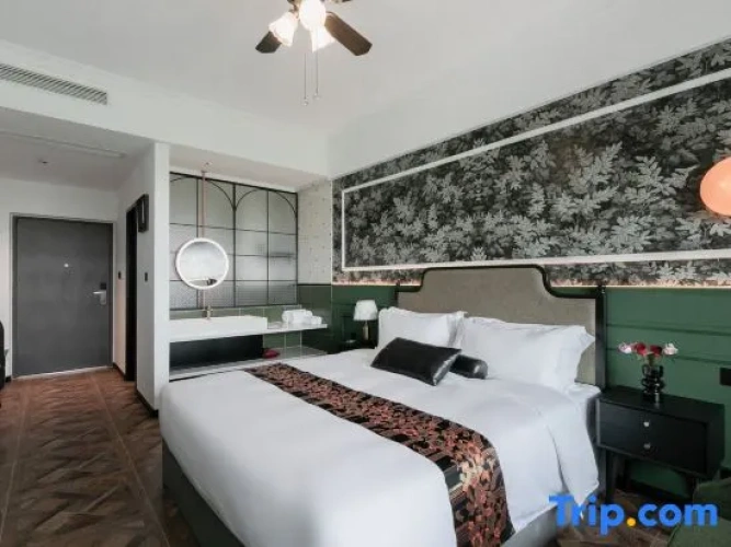 Standard Double room with balcony and with sea view