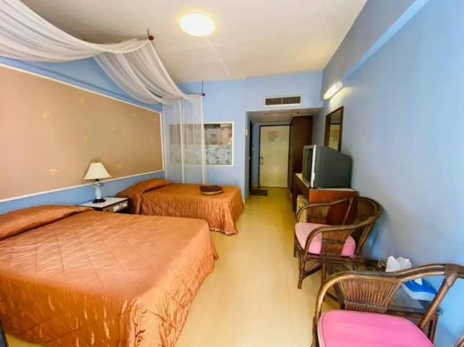 Deluxe Twin room