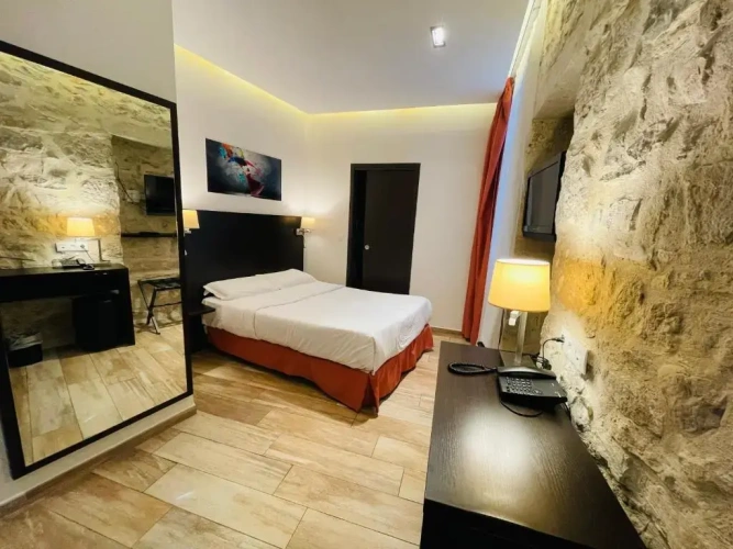 Standard Family room