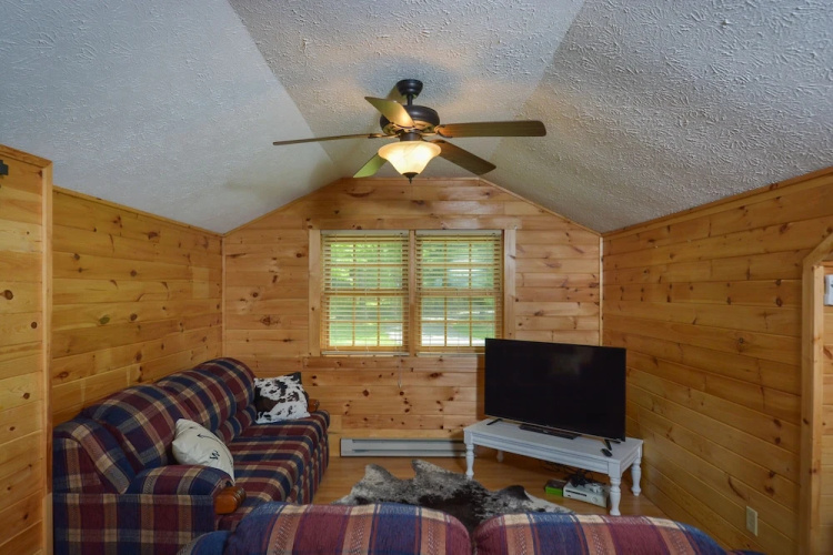 Grey Wolf 3 Bedroom House