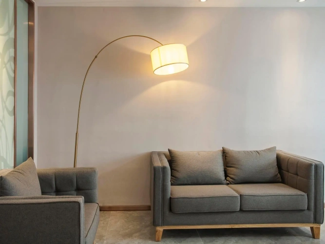 Deluxe Double Suite with street view