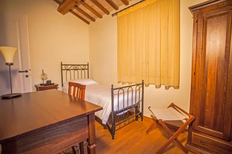 Standard Triple room with view
