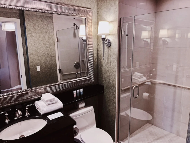 MGM Signature by Christopher Realty