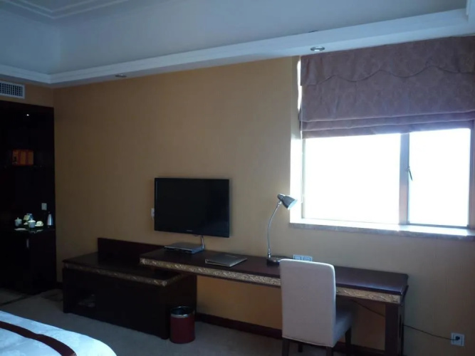 Longzhu Hotel