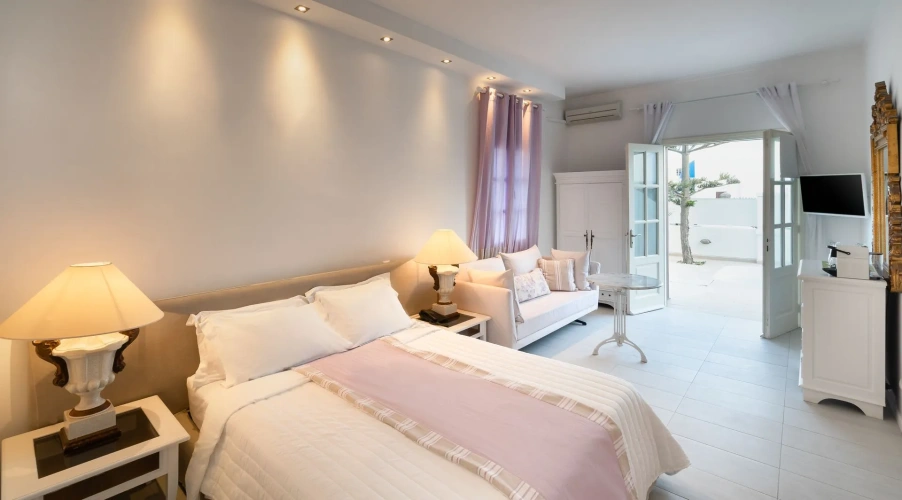 2 Bedrooms Suite with inland view