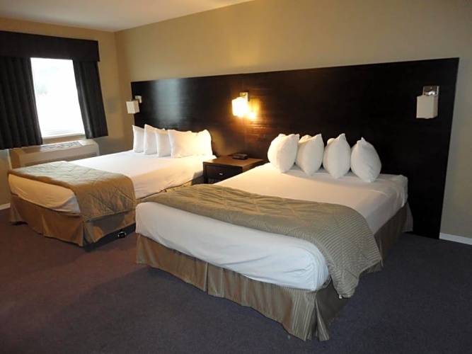 2 Bedrooms Sextuple Suite