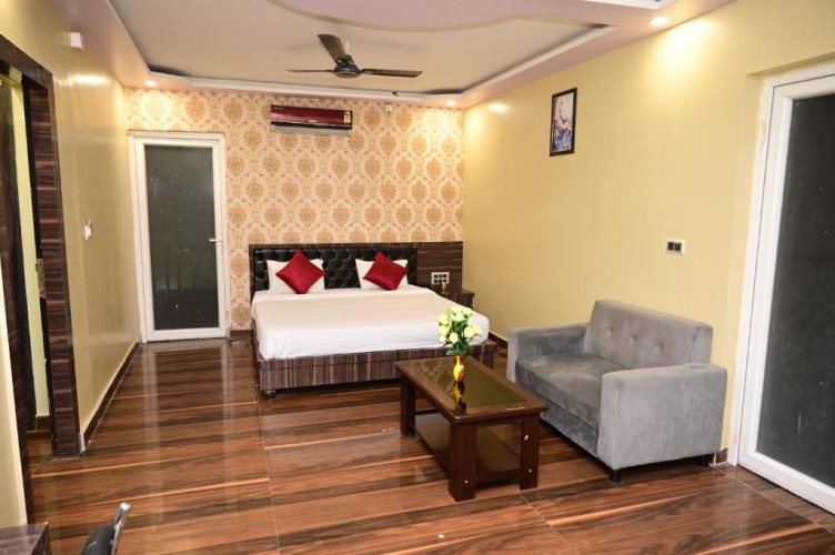 Deluxe Single room