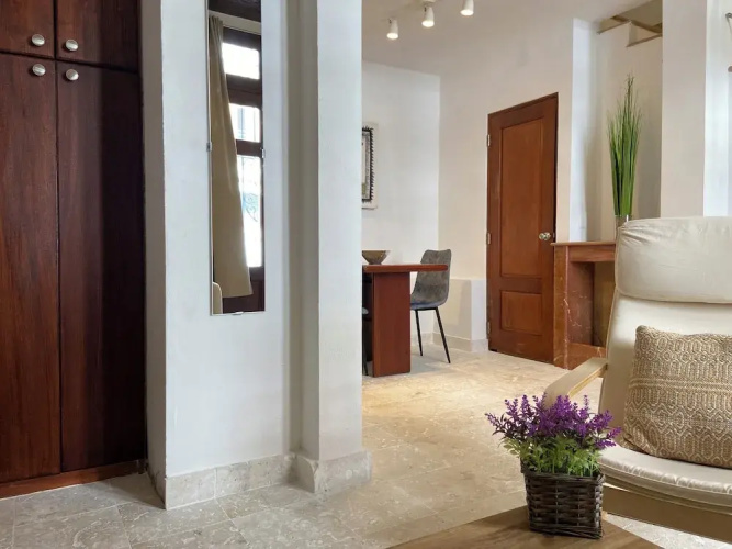 Paseo Colonial - Sanctuary 2