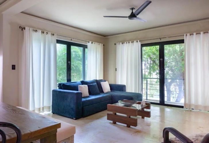 2 Bedrooms Apartment
