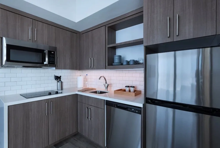 1 Bedroom Suite
