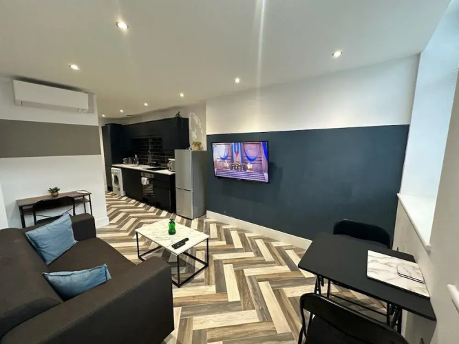 Kings Gate House Apartments