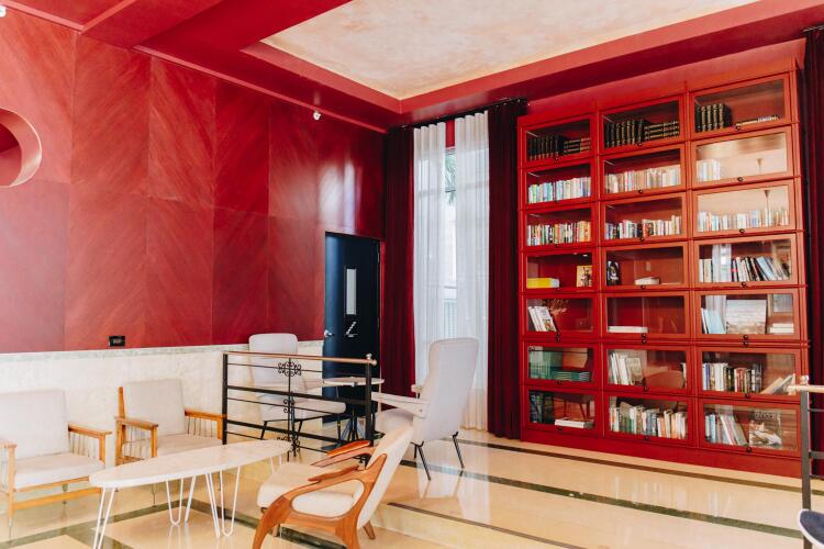 Crest Hotel Suites