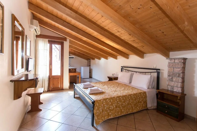 Akis House Parga