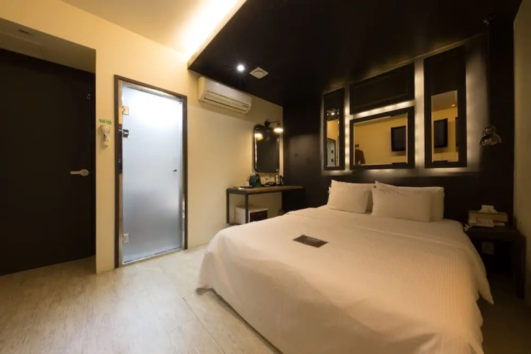 Premium room