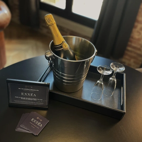 Luxury Suite