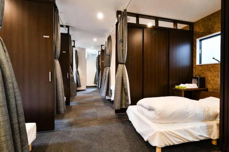Grandouce Nishisugamo - Hostel, Caters to Men