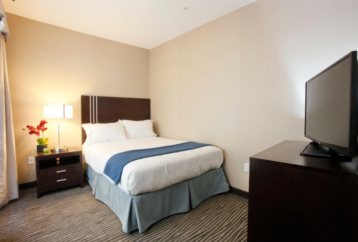 Quadruple Suite