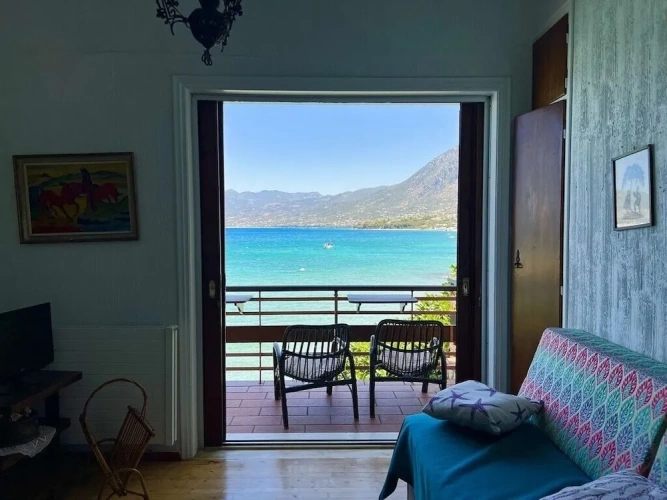 Cottage with sea view